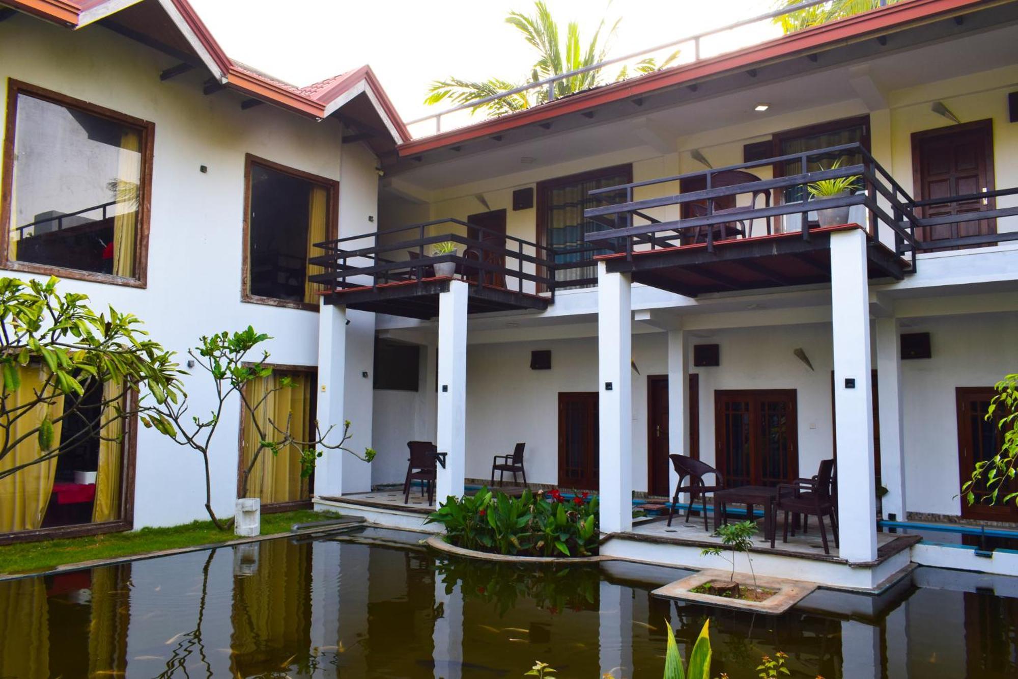 Hotel Green Garden Trikunamalaja Zewnętrze zdjęcie